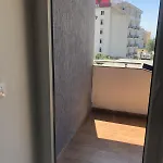 Guesthouse Xhuli