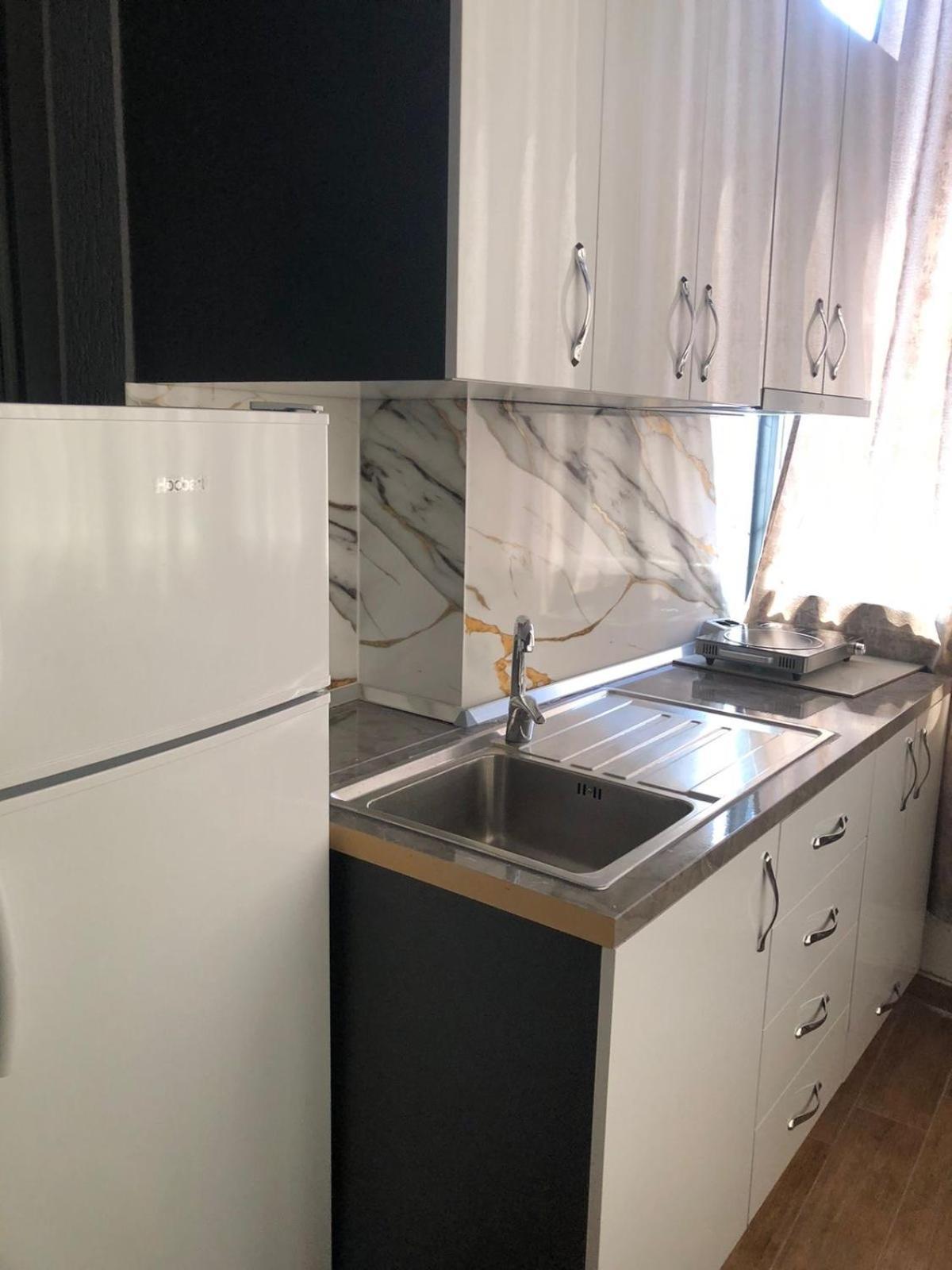 Xhuli Apartament Shëngjin
